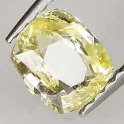 Gelber Saphir im Kissenschliff von 0,77 ct, 5,75 x 4,92 mm