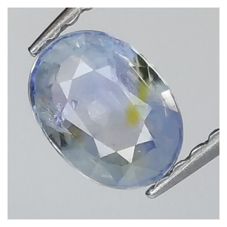 0,74 ct Blauer Saphir im Ovalschliff 5,68 x 4,49 mm