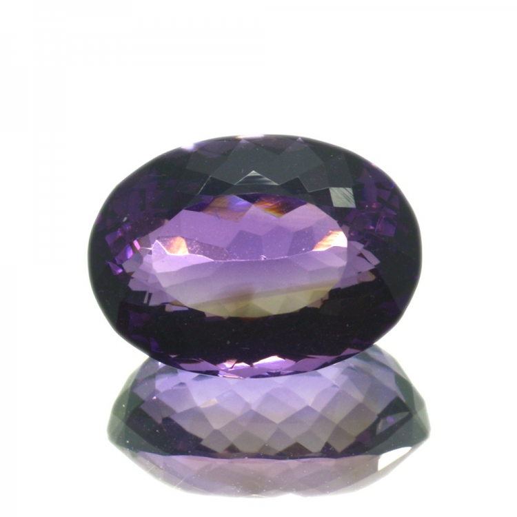 16,91 ct Amethyst im Ovalschliff 18,85 x 13,73 mm