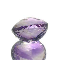 29,19 ct Amethyst im Ovalschliff 20,79 x 17,10 mm