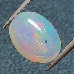 1.71ct Opal oval cut 9.30x7.15mm