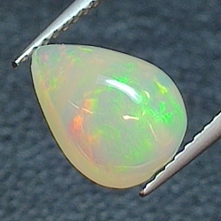 1,51ct Ópalo talla oval 9,66x7,54mm