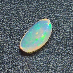 1,71ct Ópalo talla oval 11,46x7,55mm