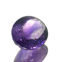 26,01 ct Amethyst im Ovalschliff 19,36 x 15,58 mm