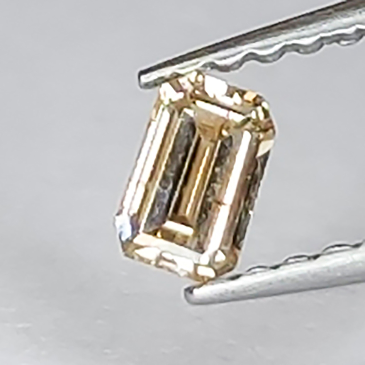 0,17ct Diamante Brown 3,6x2,47mm