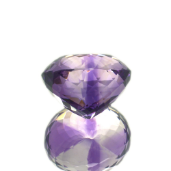 29,58 ct Amethyst im Ovalschliff 20,18 x 17,36 mm