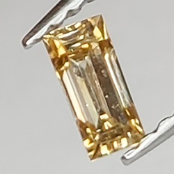 0,19ct Diamante Brown Talla Esmeralda 4,66 x 2,26mm