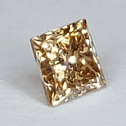 0,40 ct brauner Diamant im Princess-Schliff, 3,43 x 2,96 mm