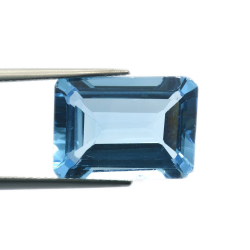 12,56 ct. Topazio in Faccettato Ottagonale