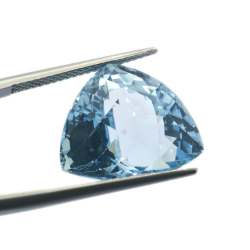 19,43 ct. topaze taille Trillion