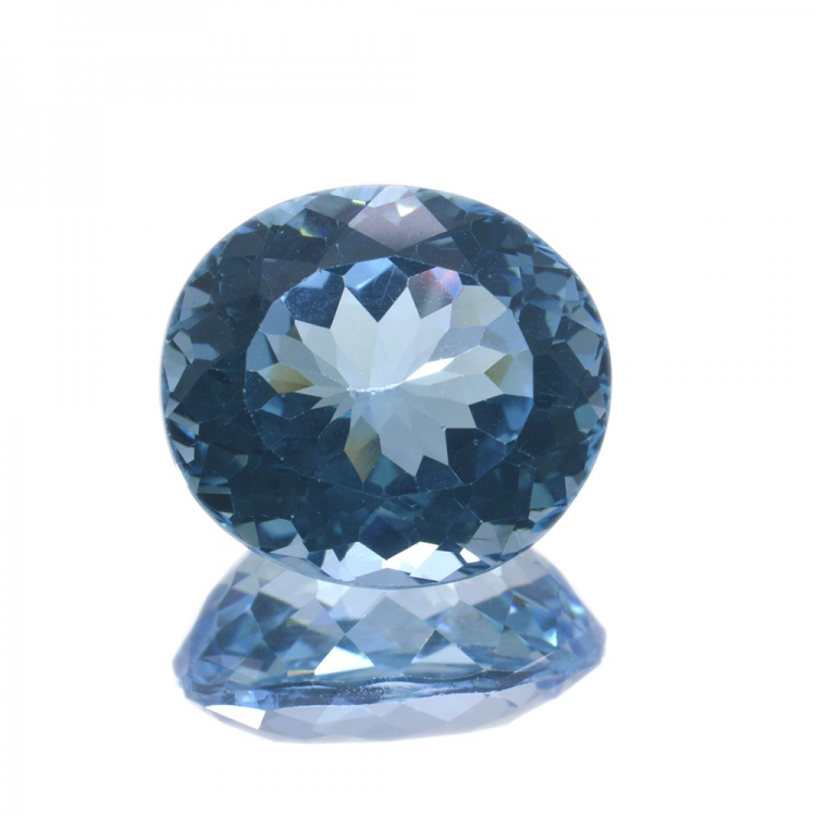 25,79 ct. Blue Topaz Ovale Cut