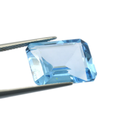 18,07 ct. Blue Topaz Octogon Cut