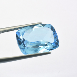 15,67 ct Blue Topaz Coussin