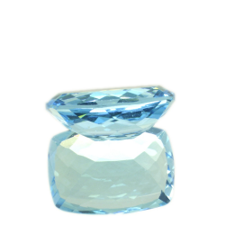 15,67 ct Blue Topaz Coussin