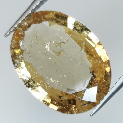 10,46 ct. Hessonit-Granat im Ovalschliff 17,31 x 12,80 mm