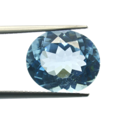 8,91 ct. Blue Topaz Ovale Cut