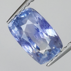 1,39 ct Saphir im Kissenschliff, 7,32 x 4,70 mm