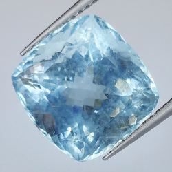 8,85 ct Aquamarin im Kissenschliff, 12,15 x 11,85 mm