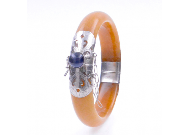 Orange jade deals bangle