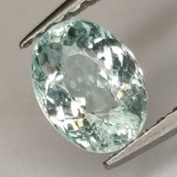 0,63 ct Paraiba-Turmalin im Ovalschliff 6,06 x 4,60 mm