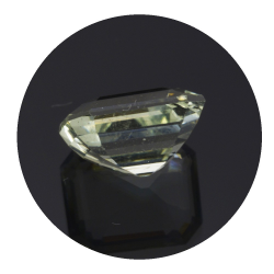 2,21 ct. Acquamarina in Faccettato Smeraldo