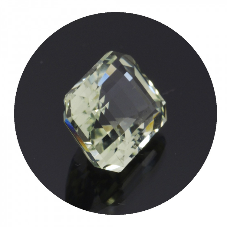 2,21 ct. Acquamarina in Faccettato Smeraldo