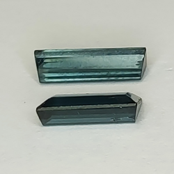 Tourmaline taille baguette 1,67 ct 9,28x3,17 mm