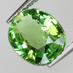 1.74ct Green Tsavorite oval cut 8.00x6.78mm