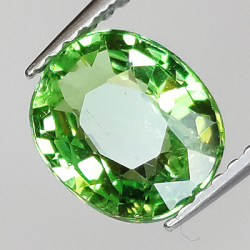 1.74ct Green Tsavorite oval cut 8.00x6.78mm