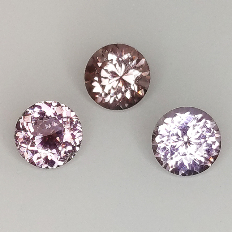 1,20ct Espinela Talla Redonda 4,6 mm