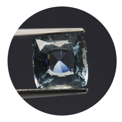 2,99 ct. Aquamarin Kissen Schnitt