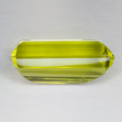 19,44 ct Zitronenquarz im Smaragdschliff, 11,4 x 23,5mm