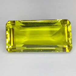 19,44 ct Zitronenquarz im Smaragdschliff, 11,4 x 23,5mm