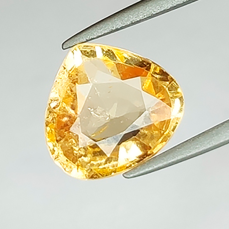 Granato hessonite taglio a pera da 2,22 ct, 8,78 x 8,15 mm