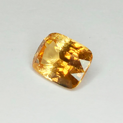 2,29 ct Hessonit-Granat im Kissenschliff 8,69 x 6,34 mm