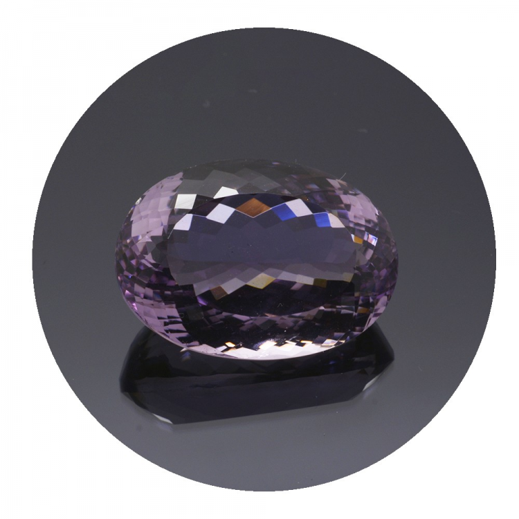 33,83 ct rosa Amethyst aus Frankreich 24,70 x 17,58 mm