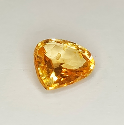 2,99 ct Hessonit-Granat im Birnenschliff, 10,09 x 9,50 mm