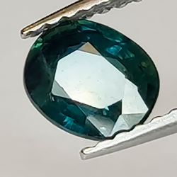 0,76 ct blauer Saphir im Ovalschliff, 6,05 x 5,05 mm