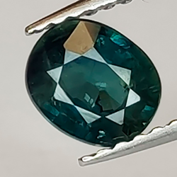 0,76 ct blauer Saphir im Ovalschliff, 6,05 x 5,05 mm