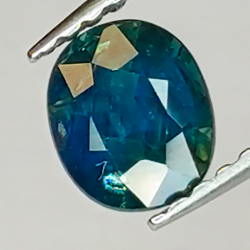 0,84 ct blauer Saphir im Ovalschliff, 5,90x4,99mm