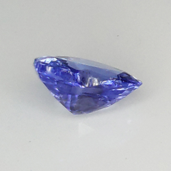 0,84 ct blauer Saphir im Herzschliff, 6,59 x 5,13 mm