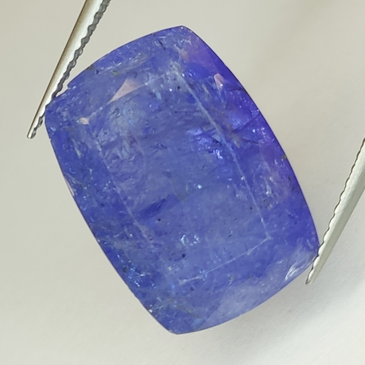 Taglio a cuscino di tanzanite blu da 12,93 ct, 11,55x12,43 mm