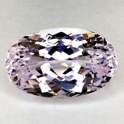 12,82 ct, kleines Oval 17,43x10,90 mm.