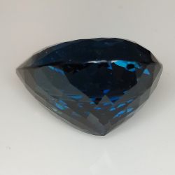 48,66 ct Topaz London natürliche Größe Birne 24,95 x 18,78 mm.