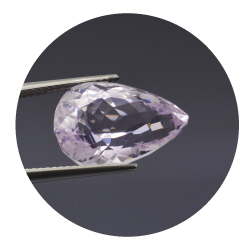 10,18 ct .Kunzit Birne