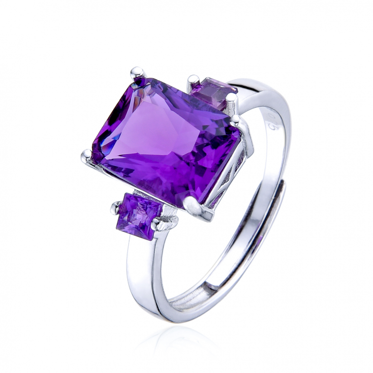 Amethyst and 925 Silver Ring