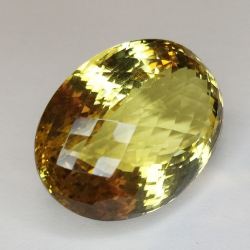 Quarzo citrino taglio ovale da 116,76 ct, 35,28 x 25,37 mm