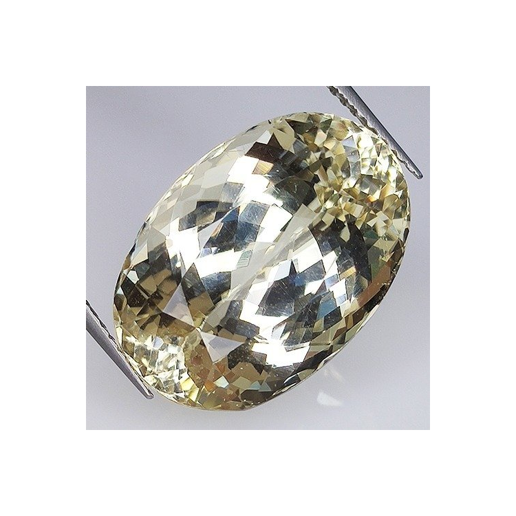 21,04 ct Spodumena Ovalschliff 19,71 x 13,69 ct