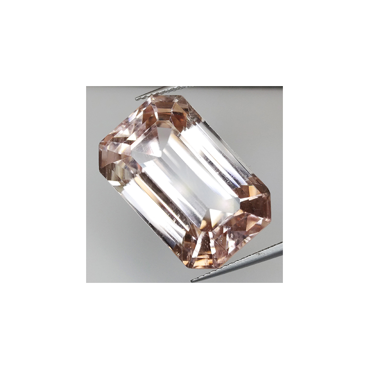 40,73 ct Kunzit-Kissenschliff, 22,83 x 14,86 mm