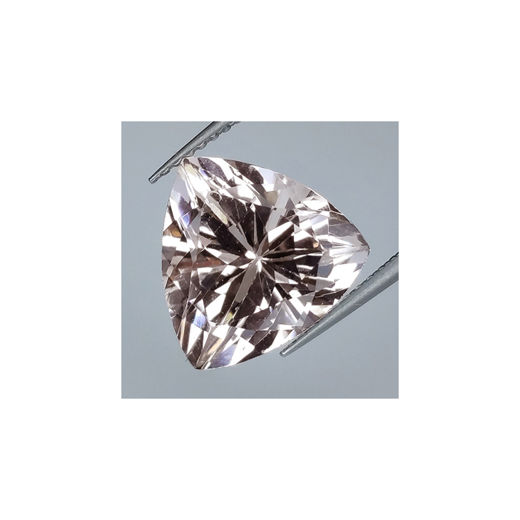 Morganite Trilliant 5,45 ct taille 12,08 x 11,90 mm